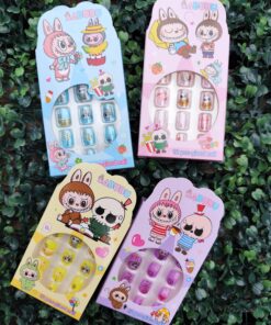 Alternative view of Uñas infantiles - Personajes