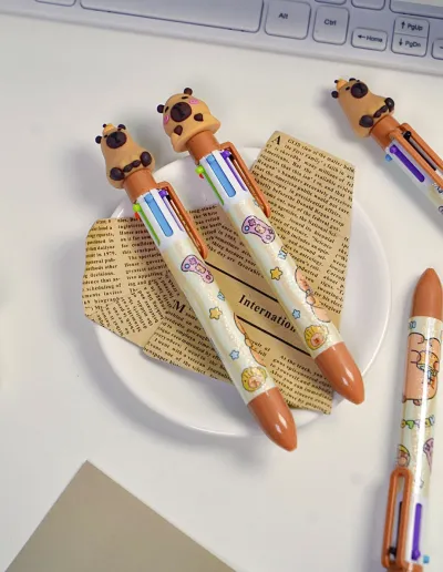 Lapicera 6 colores - Capybara 1 Lapicera 6 colores - Capybara