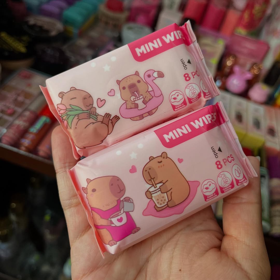 Mini Toallitas Humedas - Capybara 1 Mini Toallitas Humedas - Capybara