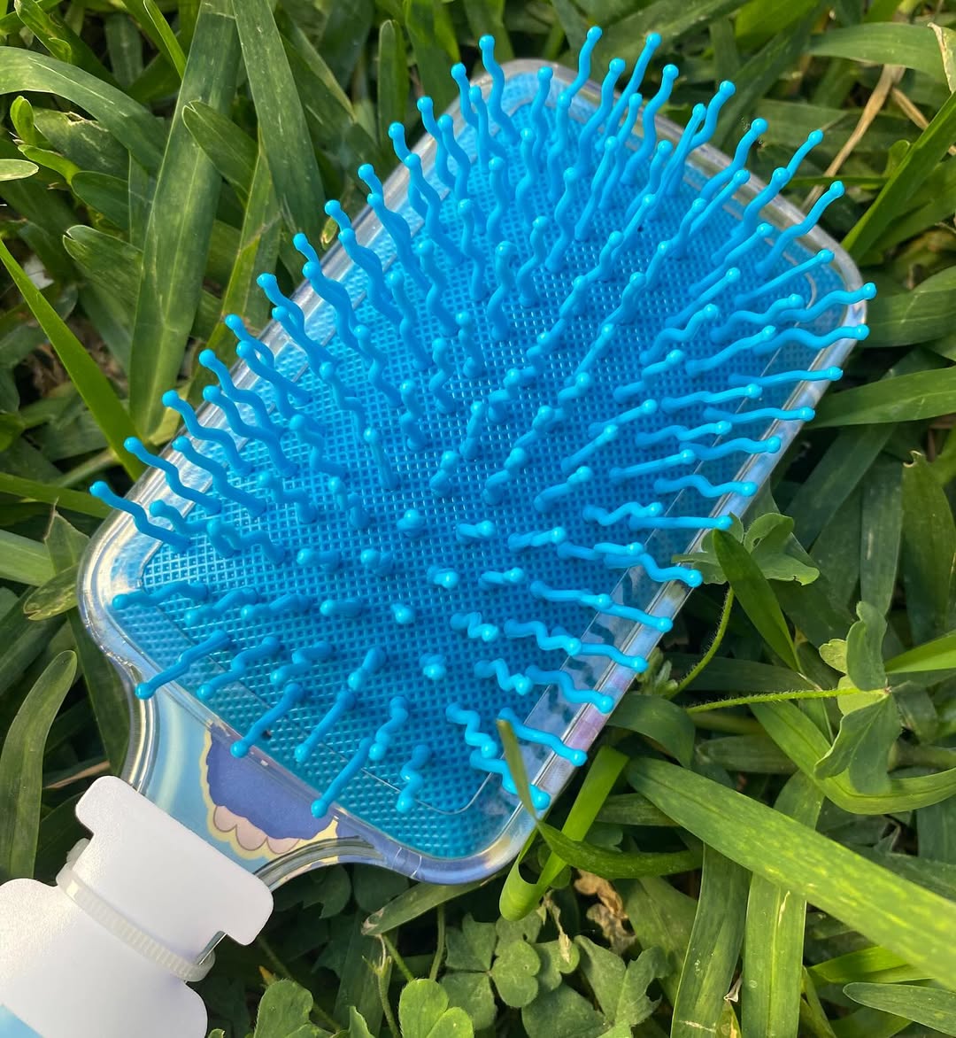 Cepillo De Pelo Confetti - Labubu 3 Cepillo De Pelo Confetti - Labubu - Imagen 3