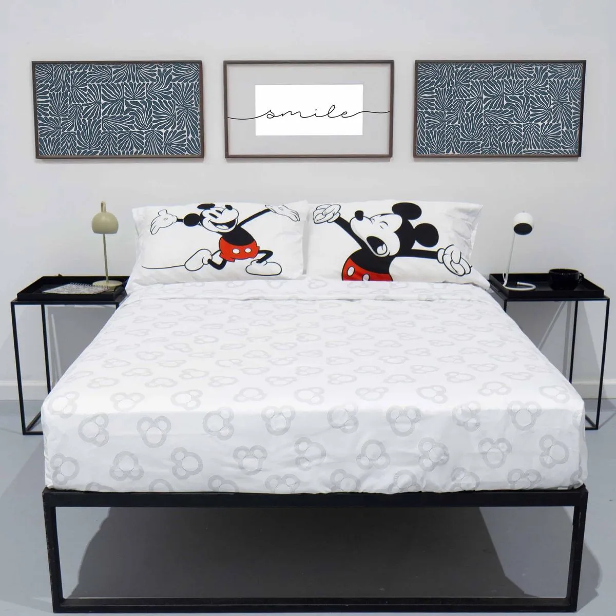 Juego de Sábanas Piñata KING - Mickey Classic 1 Juego de Sábanas Piñata KING - Mickey Classic